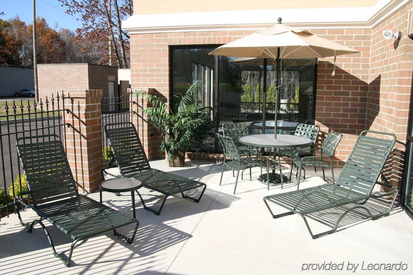 Hampton Inn & Suites New Castle, Pa Зручності фото